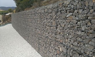 Mur de soutènement en gabion