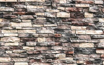 Poser des parements en pierre naturelle : la solution décorative pour votre intérieur